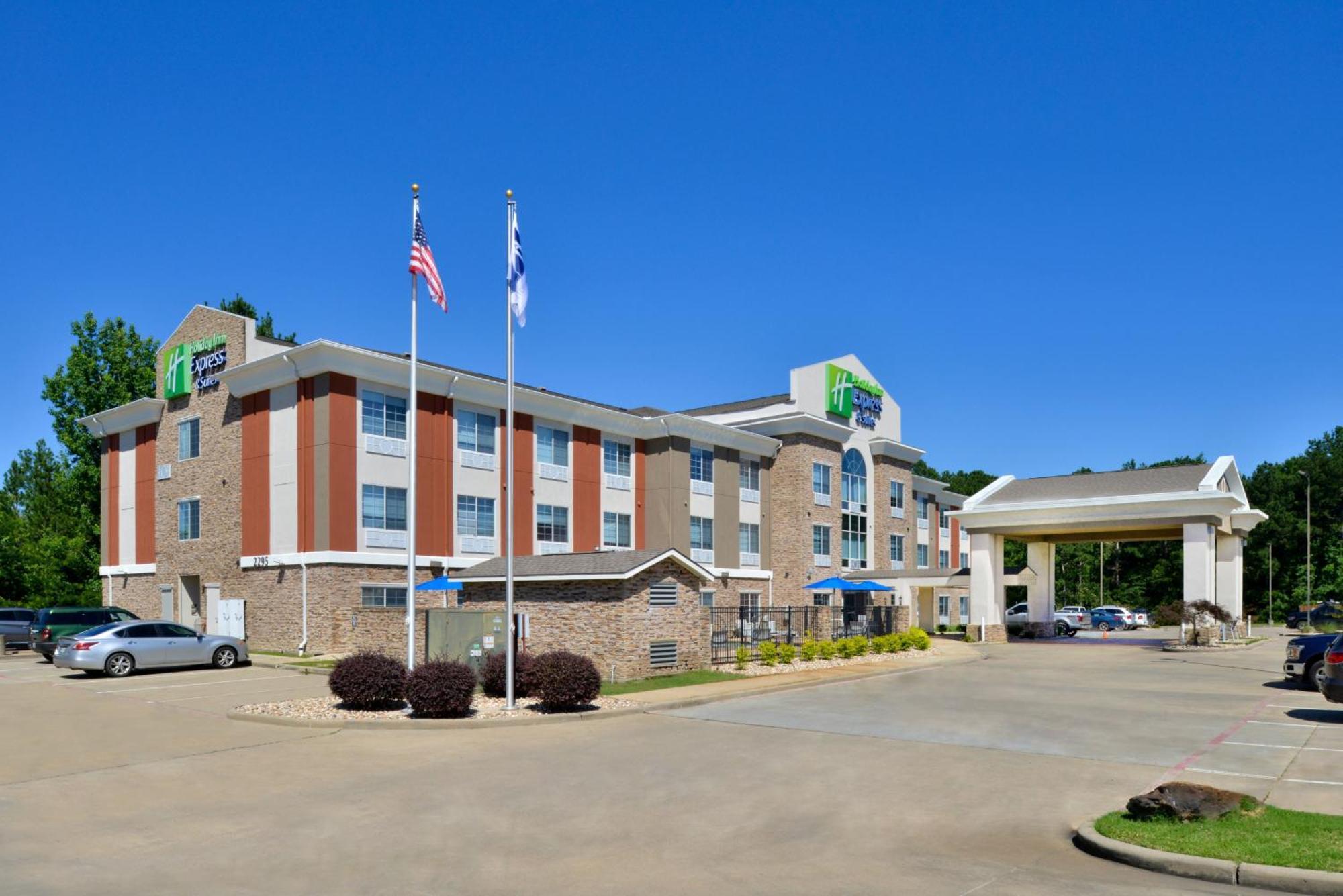 Holiday Inn Express Hotel & Suites Carthage, An Ihg Hotel Exterior photo